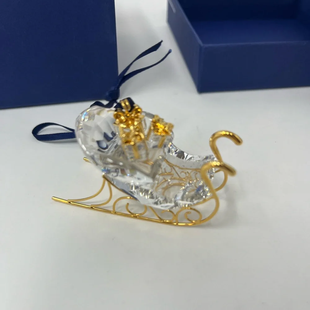 Rare SWAROVSKI Classic Crystal Gold Sleigh Ornament Gold-Tone Metal 2005 VTG